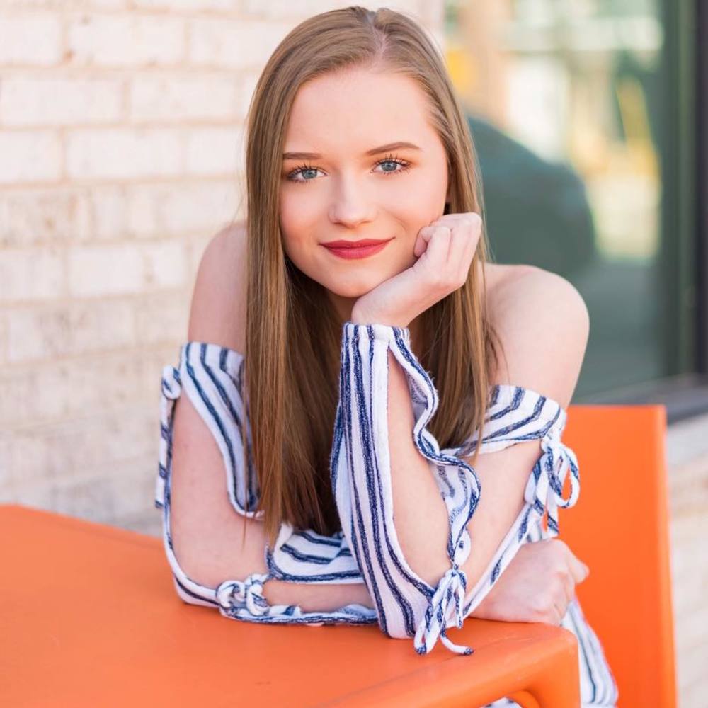 Meet your Posher, Kristina